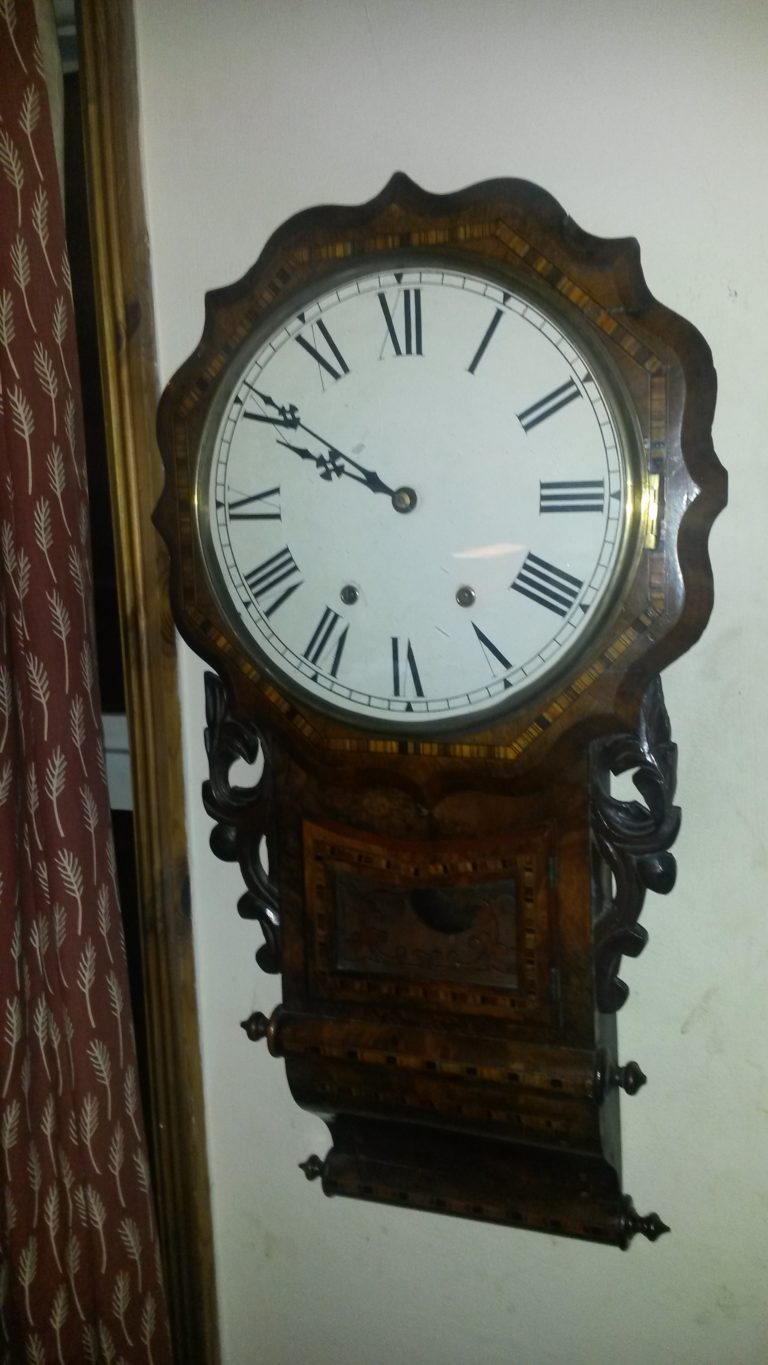 Packing and sending clocks to avoid transit damage how to do it