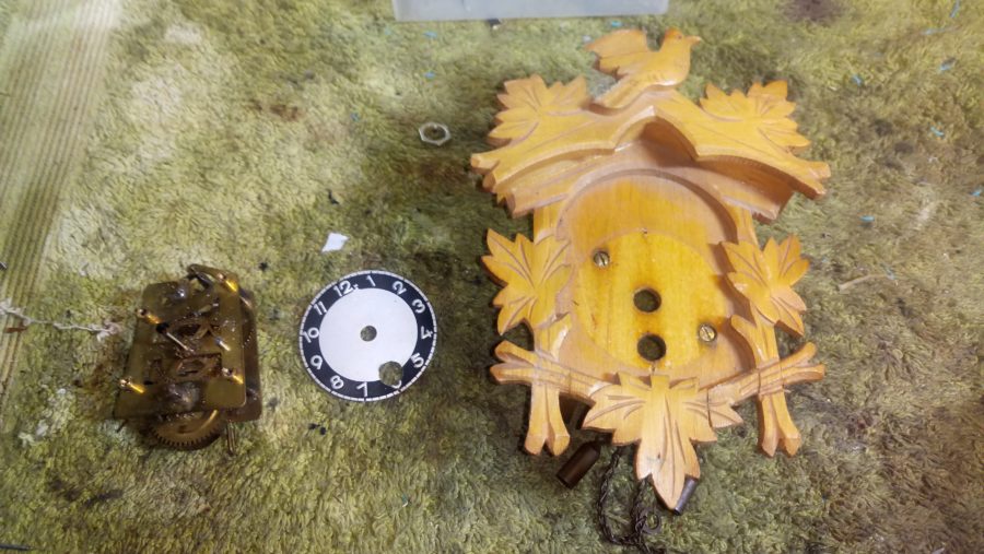 A Tiny Cuckoo Clock, How a cuckoo clock works and why, and why